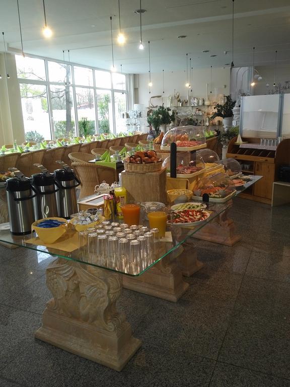 הילדסהיים Lindemann Hotel מראה חיצוני תמונה